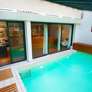  Apartment Paris