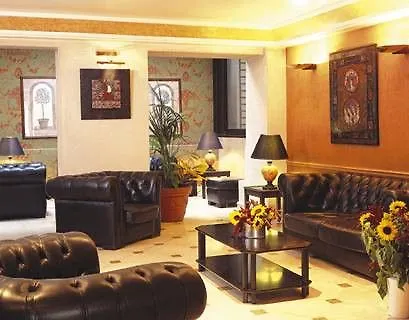 Hotel Touraine Opera Париж